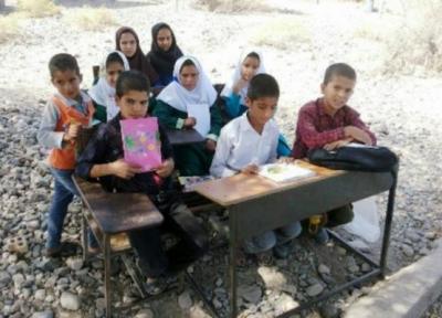 درباره اهدای 80 تبلت به دانش آموزان روستای بزنج